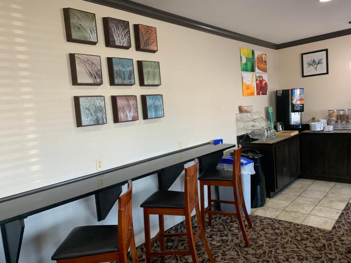 Quality Inn Near I-72 And Hwy 51 Forsyth Ngoại thất bức ảnh