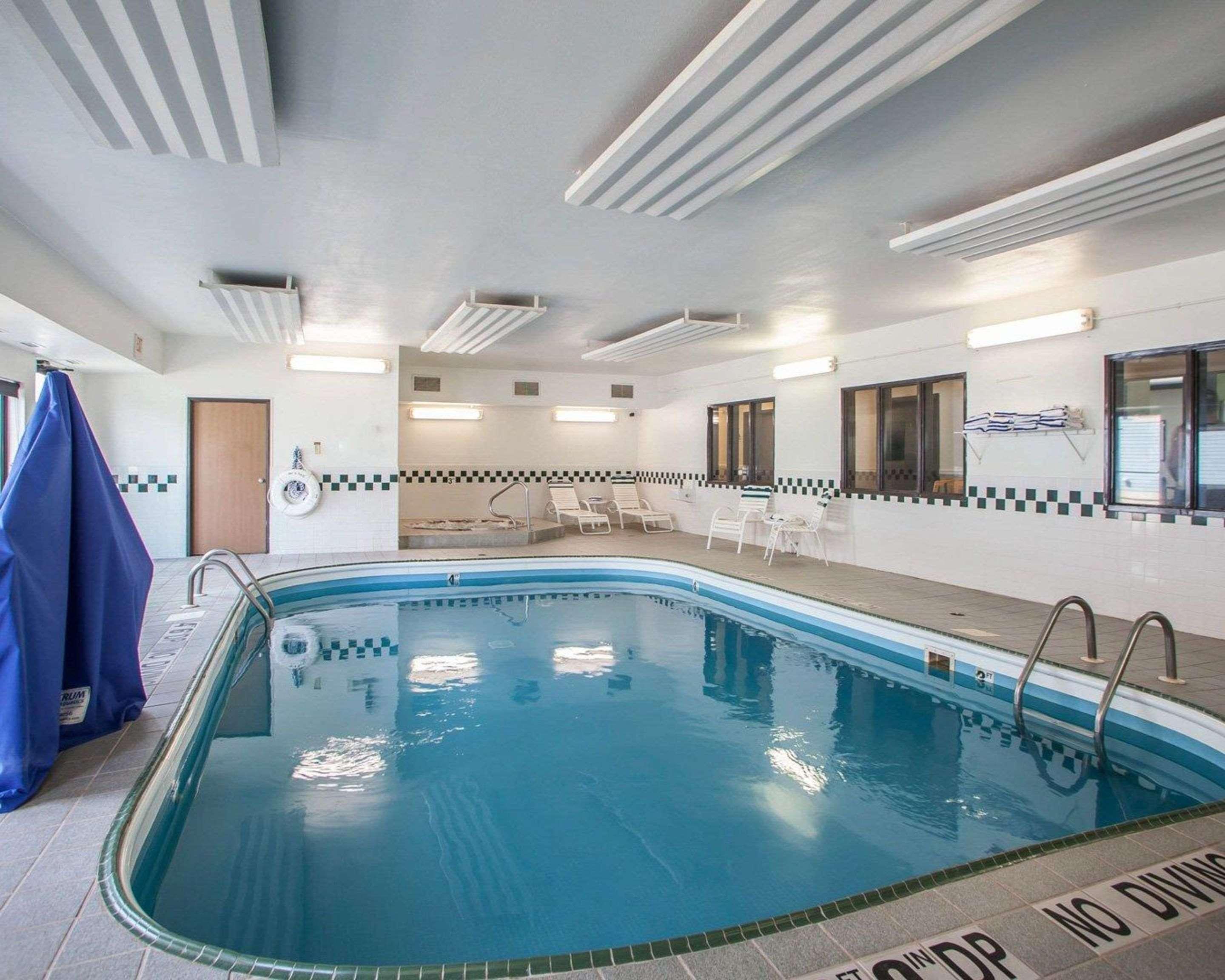Quality Inn Near I-72 And Hwy 51 Forsyth Ngoại thất bức ảnh