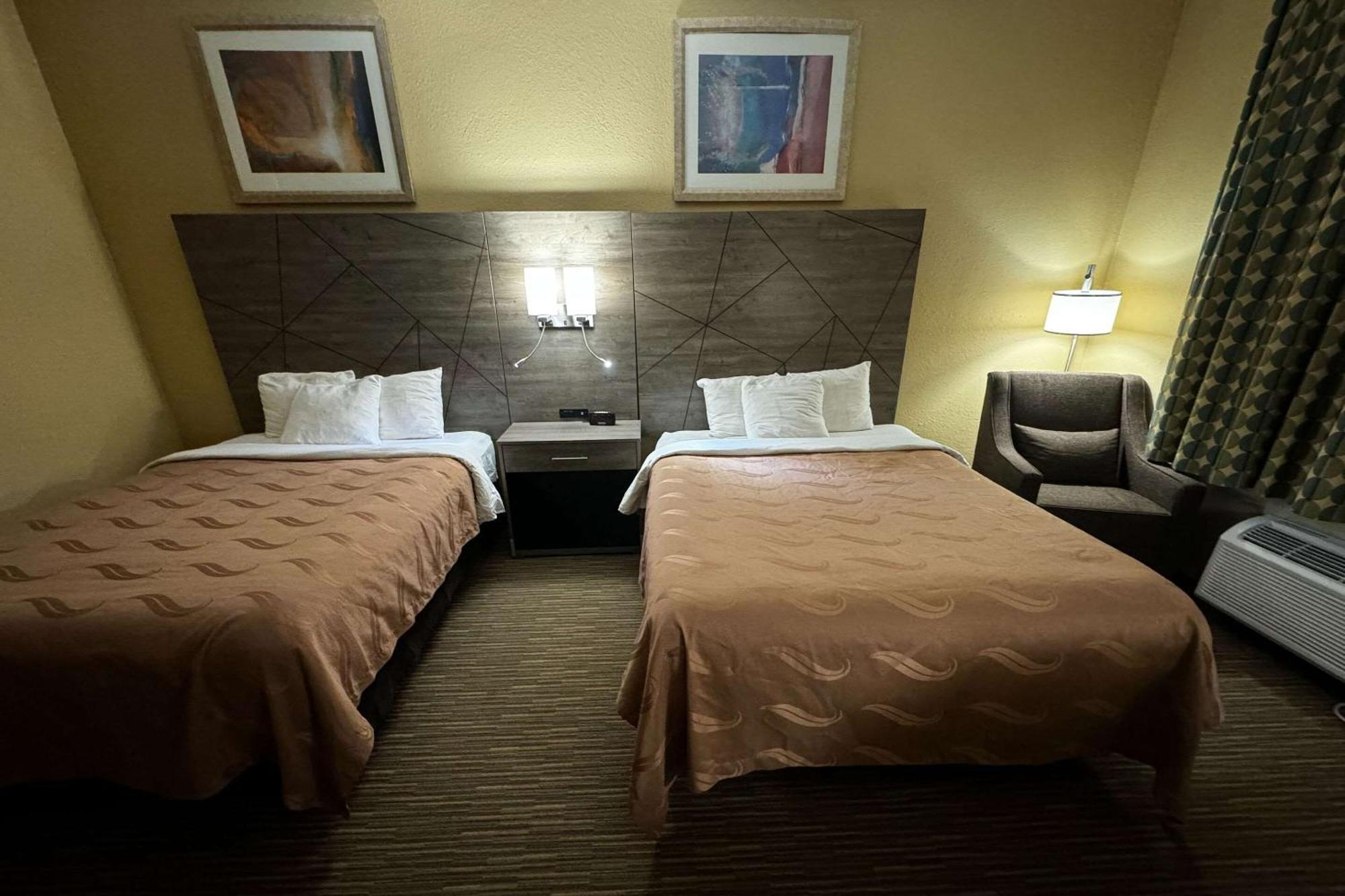 Quality Inn Near I-72 And Hwy 51 Forsyth Ngoại thất bức ảnh