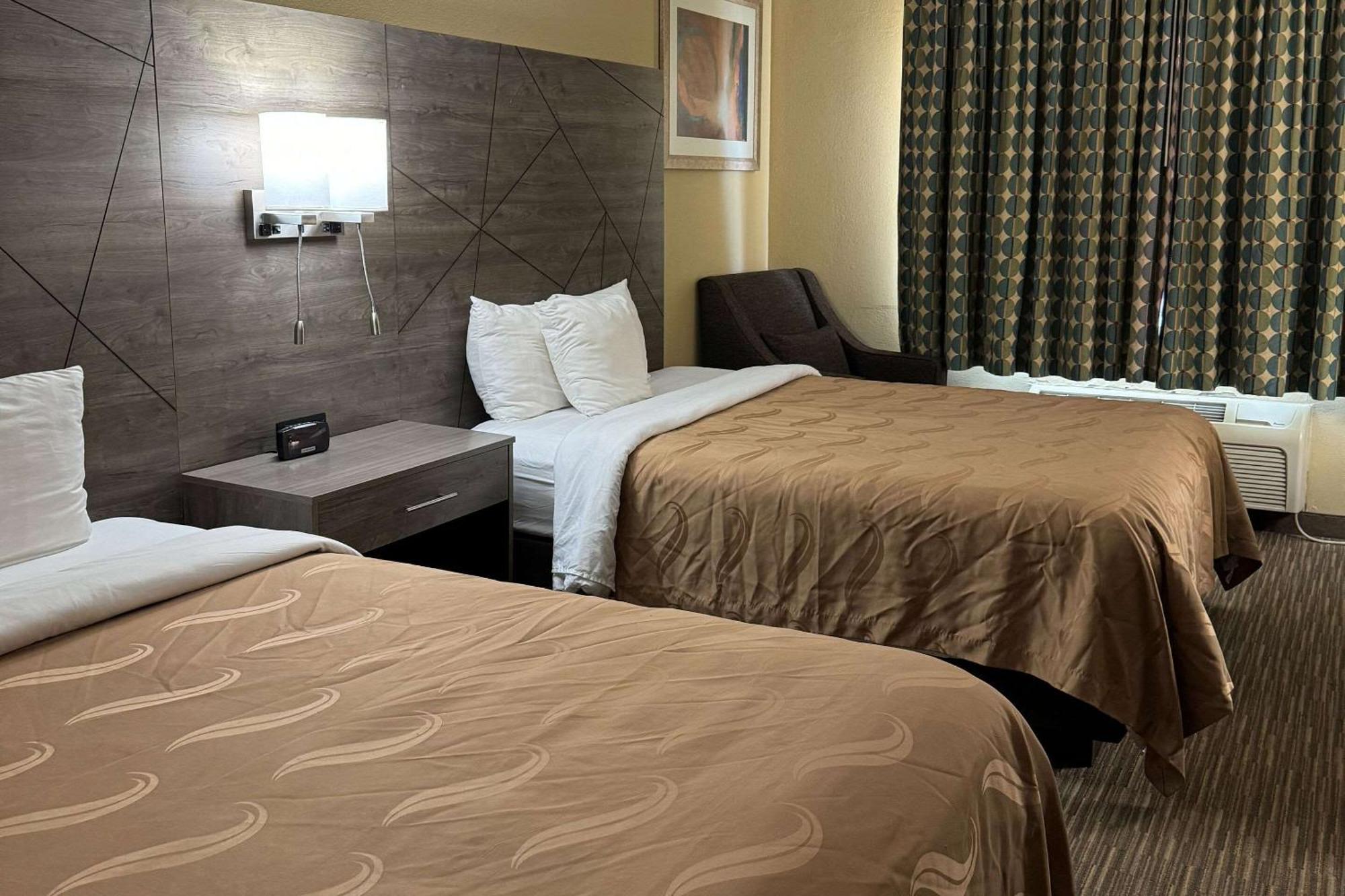 Quality Inn Near I-72 And Hwy 51 Forsyth Ngoại thất bức ảnh