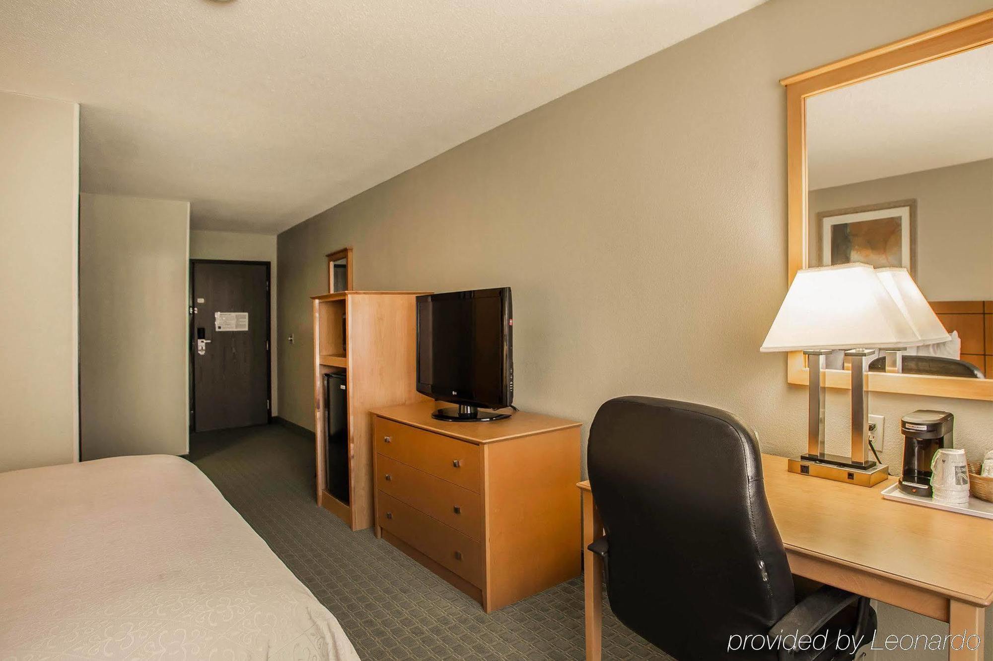 Quality Inn Near I-72 And Hwy 51 Forsyth Ngoại thất bức ảnh