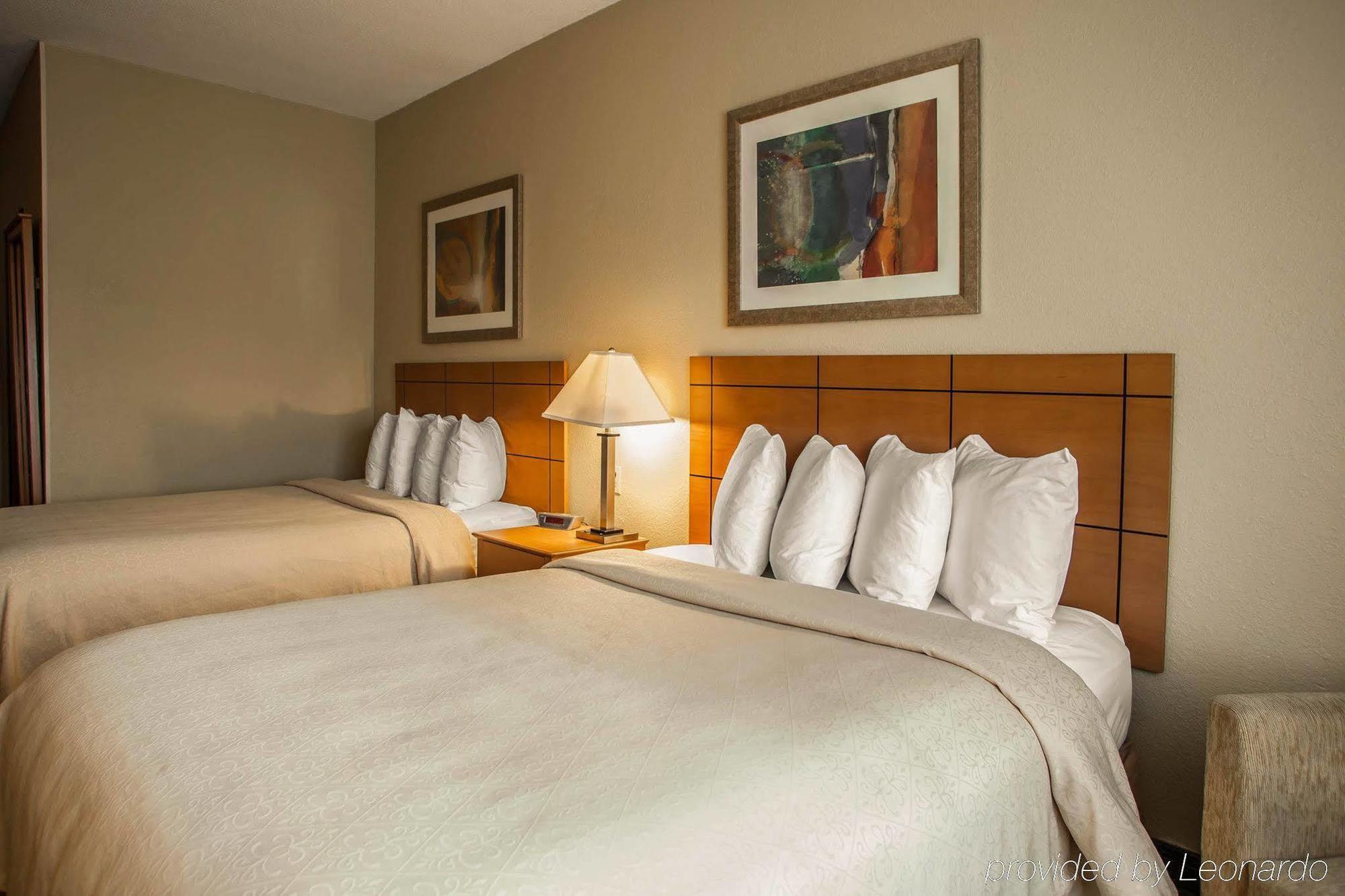 Quality Inn Near I-72 And Hwy 51 Forsyth Ngoại thất bức ảnh