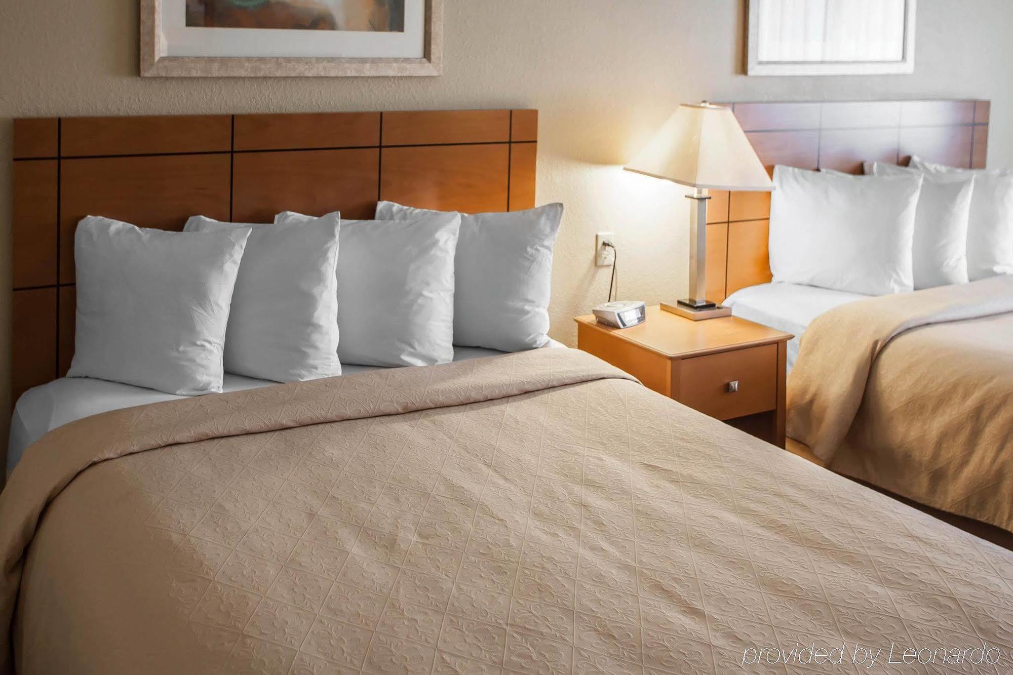 Quality Inn Near I-72 And Hwy 51 Forsyth Ngoại thất bức ảnh